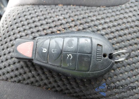 2014 Dodge Dart Sxt z USA, uszkodzony, nr VIN 1C3CDFBB3ED748152